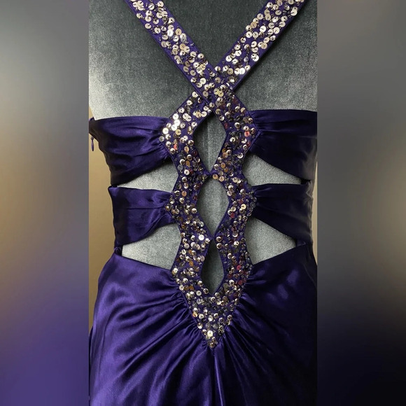 Hailey Logan by Adrianna Papell Purple Satin Sequin Gown Long Dress Size 7/8 - Picture 6 of 10